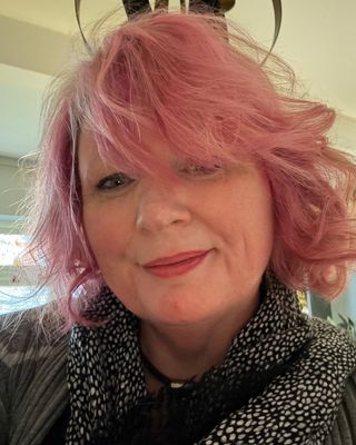 Photo of Kate Bliss, Psychotherapist, MA, MUKCP