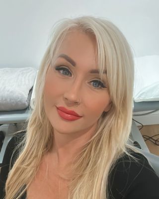 Photo of Melanie Stella Hillier - Your Journey, Psychotherapist, MBABCP