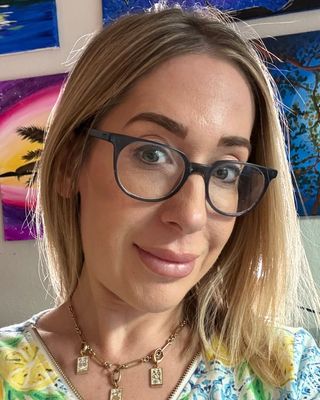 Photo of Katherine L Lee - Moon and Arrow Psych, Clinical Social Work/Therapist, LCSW