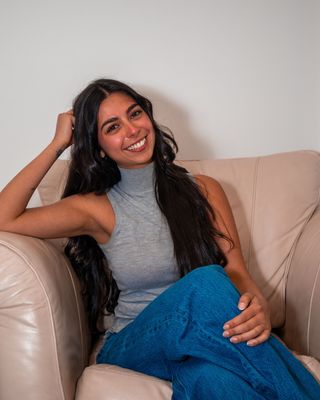 Photo of Fatène Bader, Registered Psychotherapist, MA, RP