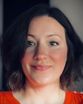 Photo of Sian Wood, Counsellor, UKCP Trainee