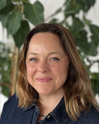 Photo of Jenny McAuslane - Jenny McAuslane - Relational Roots, Psychotherapist, MSc, MUKCP
