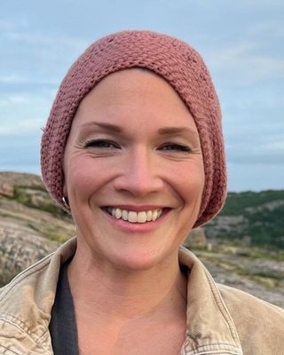 Photo of Kerry C. Phipps, Licensed Professional Counselor, LPC, CCTP-II, CIMHP