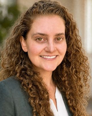 Photo of Cristin Hofer, Pre-Licensed Professional, MSW, ASW