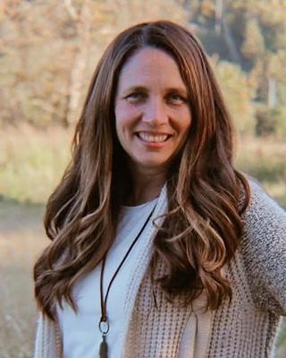 Photo of Dr. Lisa Avirett, Marriage & Family Therapist, EdD, LMFTA