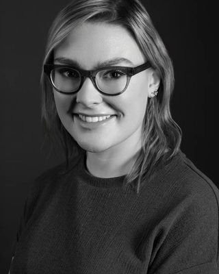 Photo of Haelley Cox - Moonbow Therapy, Psychiatric Nurse, RPN, BScPN