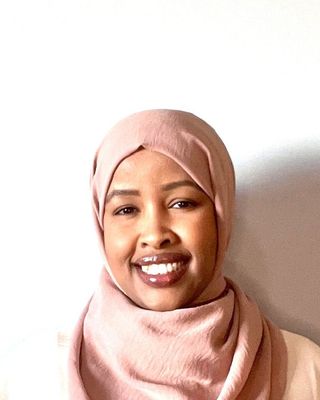 Photo of Asha Islaw, Clinical Social Work/Therapist, MSW, LICSW