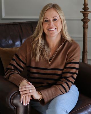 Photo of Kelli Rinehart, Clinical Social Work/Therapist, LSCSW