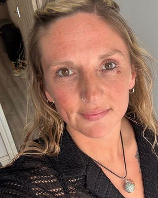 Photo of Jess Wright, Psychotherapist, MSc, MBABCP