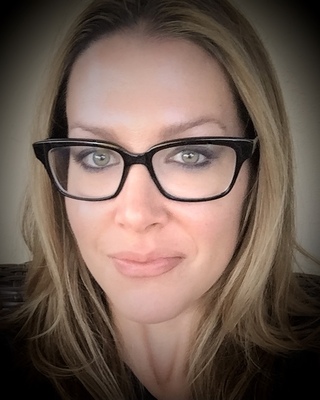 Photo of Courtney Collier, MA LMFT, Marriage & Family Therapist in Laguna Beach, CA