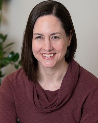 Photo of Erin Fox, Licensed Professional Clinical Counselor, MA, MMT, MT-BC, LPCC