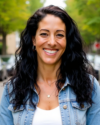 Photo of Dawn Delgado - EMDR Collective, Founder Dawn Delgado, CEDS, EMDR, Marriage & Family Therapist, LMFT, CEDS-S, EMDR