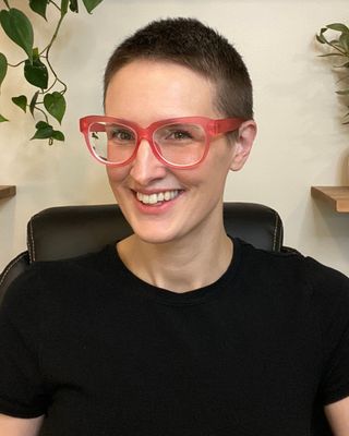 Photo of Becs Waite, Clinical Social Work/Therapist, LICSW