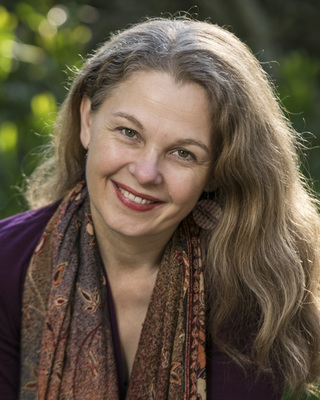 Photo of Priscille Schwarcz-Besson, Psychologist in 94122, CA