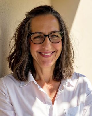 Photo of Alyson K. Dew, Clinical Social Work/Therapist, MSW, LCSW, CCTP