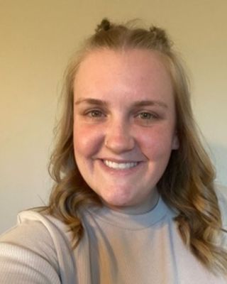 Photo of Courtney Vinci, Clinical Social Work/Therapist