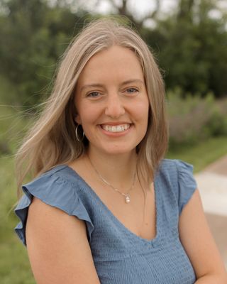 Photo of Katie Woudstra, Psychologist, PsyD, LP