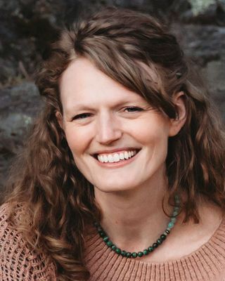 Photo of Helen Beynon, Counsellor, MACP, RCC, SEP