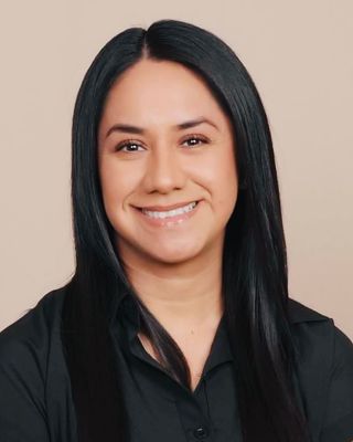 Photo of Alejandra Guzman-Valencia, LCSW, Clinical Social Work/Therapist