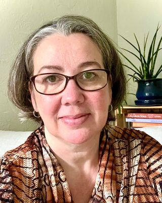 Photo of Rhonwen Derbez, Registered Psychotherapist, RP, DiplGIT, BMus