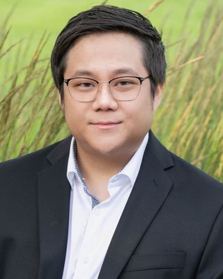 Photo of Alex Ho, Pre-Licensed Professional, MPsy, RP