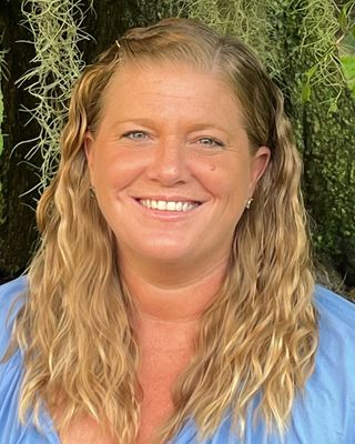 Photo of Erin McSherry, Clinical Social Work/Therapist, LCSW, CCTP, QS