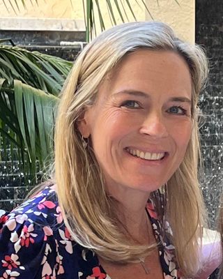 Photo of Lori Phelan, Clinical Social Work/Therapist, LCSW, PsyA