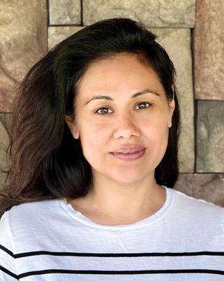 Photo of Elizabeth Lofland, Pre-Licensed Professional, QMHP, MA