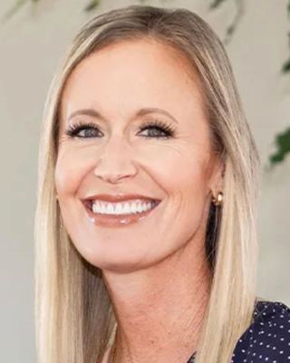 Photo of Carrie Gordon, Marriage & Family Therapist, LMFT
