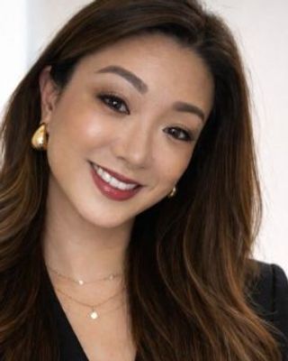 Photo of Dr. Jane Yan Ting Wong, Psychologist, PsyD