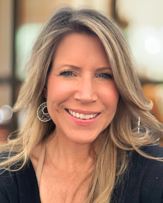 Photo of Tracey Saia, Art Therapist, LPAT, MS, ATR-BC, ATCS