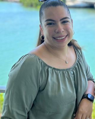 Photo of Dominique Casillas, Pre-Licensed Professional, MSW