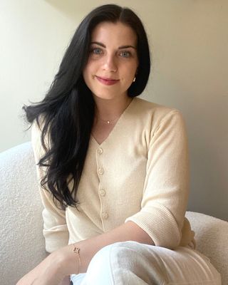 Photo of Emily Cook, Registered Social Worker, BSW, RSW