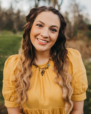 Photo of Marlena Savasta, Marriage & Family Therapist Associate, AMFT