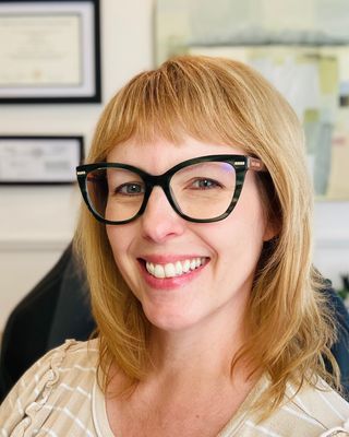 Photo of Brooke Calderon, Marriage & Family Therapist, LMFT