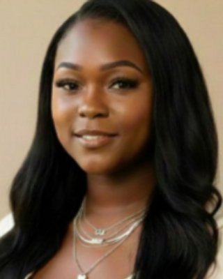 Photo of Guyna Dacius, Clinical Social Work/Therapist, LCSW