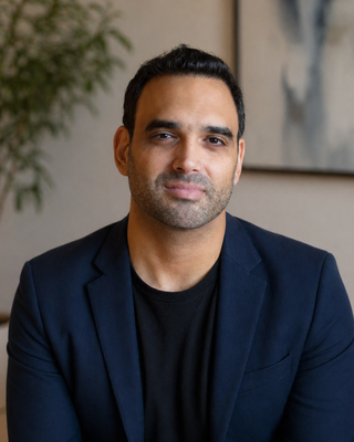 Photo of Saman Khazani, Marriage & Family Therapist, LMFT