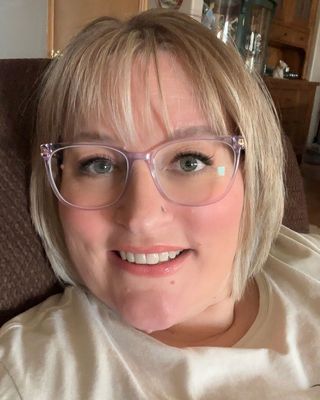 Photo of Kristen Engebretson, Pre-Licensed Professional