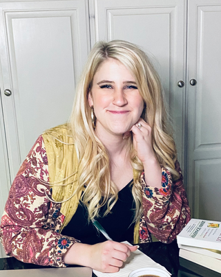 Photo of Jean Broadhurst, Clinical Social Work/Therapist, LCSW, MDiv