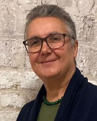 Photo of Cath Arakelian, Psychotherapist in Oxford, England