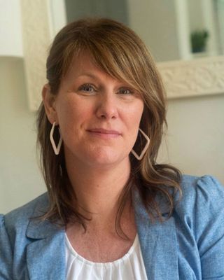 Photo of Elizabeth M Longsworth, Clinical Social Work/Therapist, LCSW, CSTIP