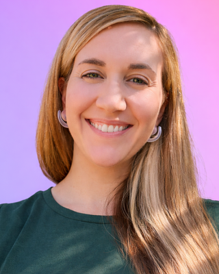 Photo of Sarai Darbandi - Online Somatic & EMDR Therapy/Intensives, Clinical Social Work/Therapist, LCSW, SEP, EMDR, Coach