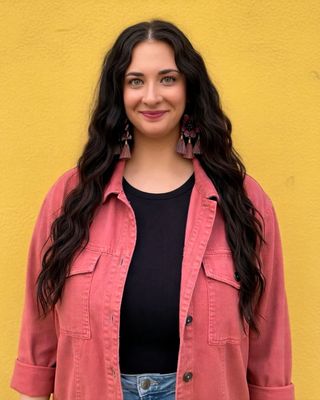 Photo of Anna Askanas, Clinical Social Work/Therapist, LCSW