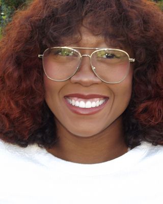 Photo of Jeaneen Johnson, Marriage & Family Therapist Associate in Adams Point, Oakland, CA