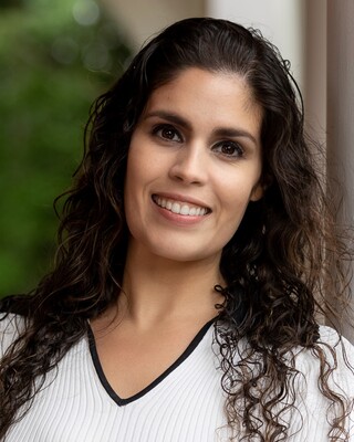 Photo of Giselle Hernandez Navarro, Clinical Social Work/Therapist in Sycamore, IL