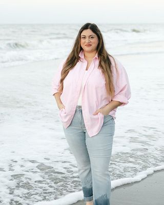 Photo of Julia Rose Morett-Vij, Marriage & Family Therapist, MS, PhD, LMFT