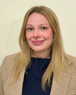 Photo of Elizabeth Holt, Clinical Social Work/Therapist, MSW