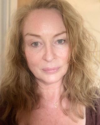 Photo of Úna Le Meur, Psychotherapist, MSc, MIACP