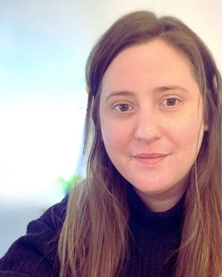 Photo of Katherine Stewart Creative Psychotherapy, Registered Psychotherapist, RCAT, RP