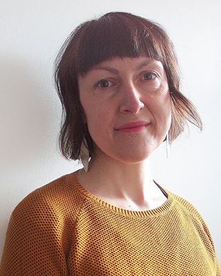 Photo of Liz Holley, Psychotherapist, MA, HCPC-Art Therap.